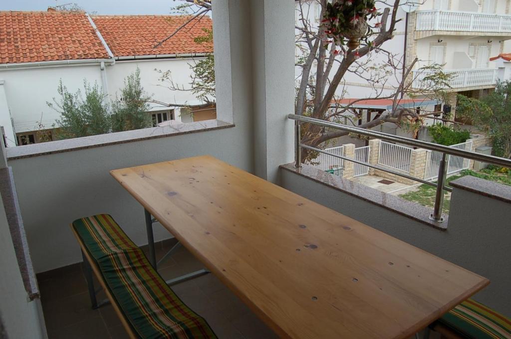 Apartment In Privlaka With Terrace, Air Conditioning, Wi-Fi, Washing Machine Exterior foto